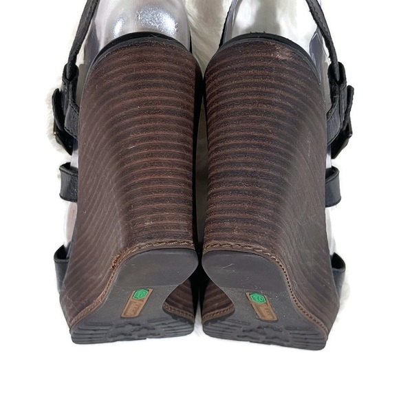 Timberland Earthkeepers Black Danforth Wedge Sandals - Picture 9 of 10